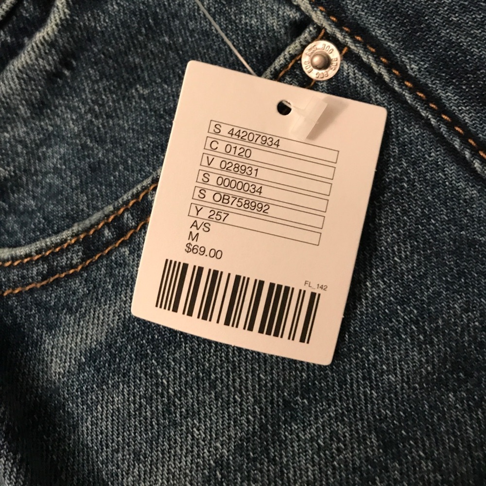 denim high rise skirt with patterns - Picture 4 of 4